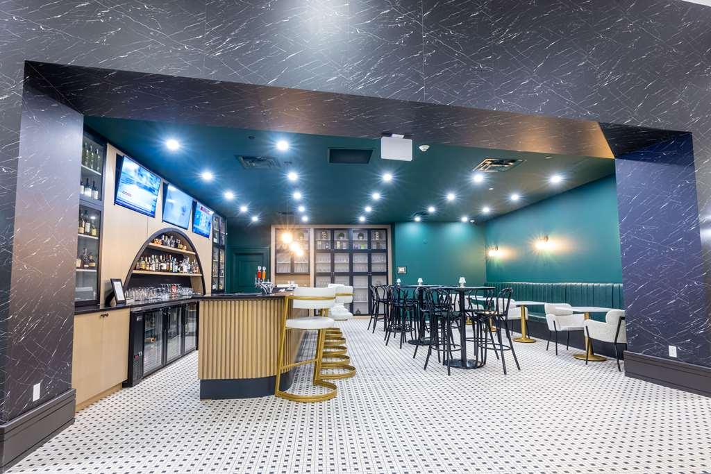 Doubletree By Hilton Calgary North Hotel Nhà hàng bức ảnh